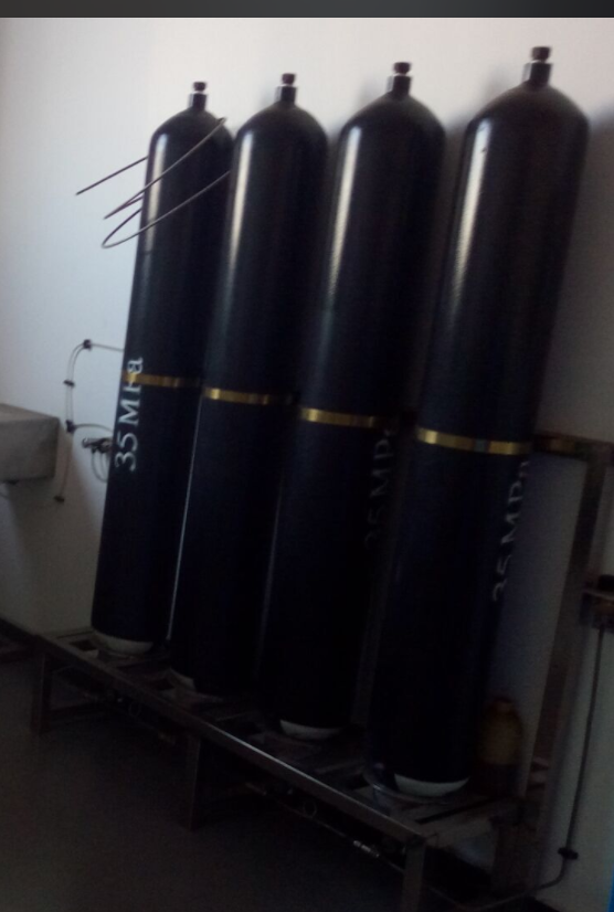 高壓儲氣瓶系統